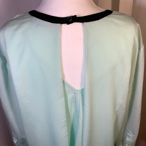 New York & Company Mint Green Tunic Top - Picture 2 of 8